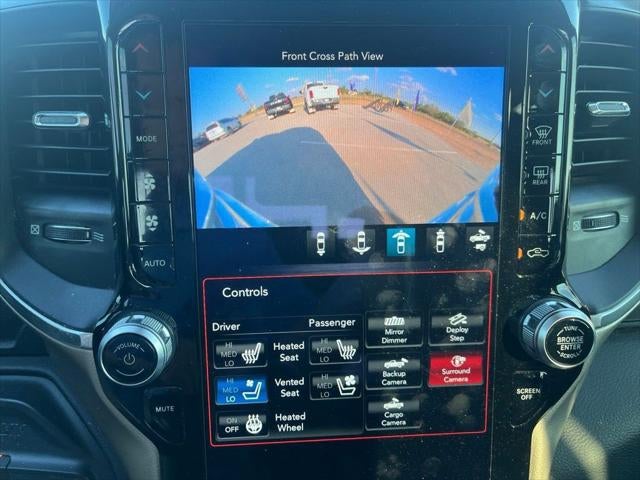 2019 RAM 2500 Laramie Crew Cab 4x4 6'4' Box