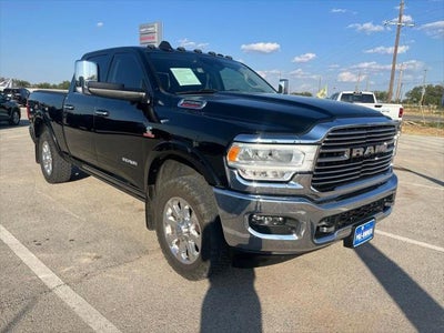 2019 RAM 2500 Laramie Crew Cab 4x4 6'4' Box