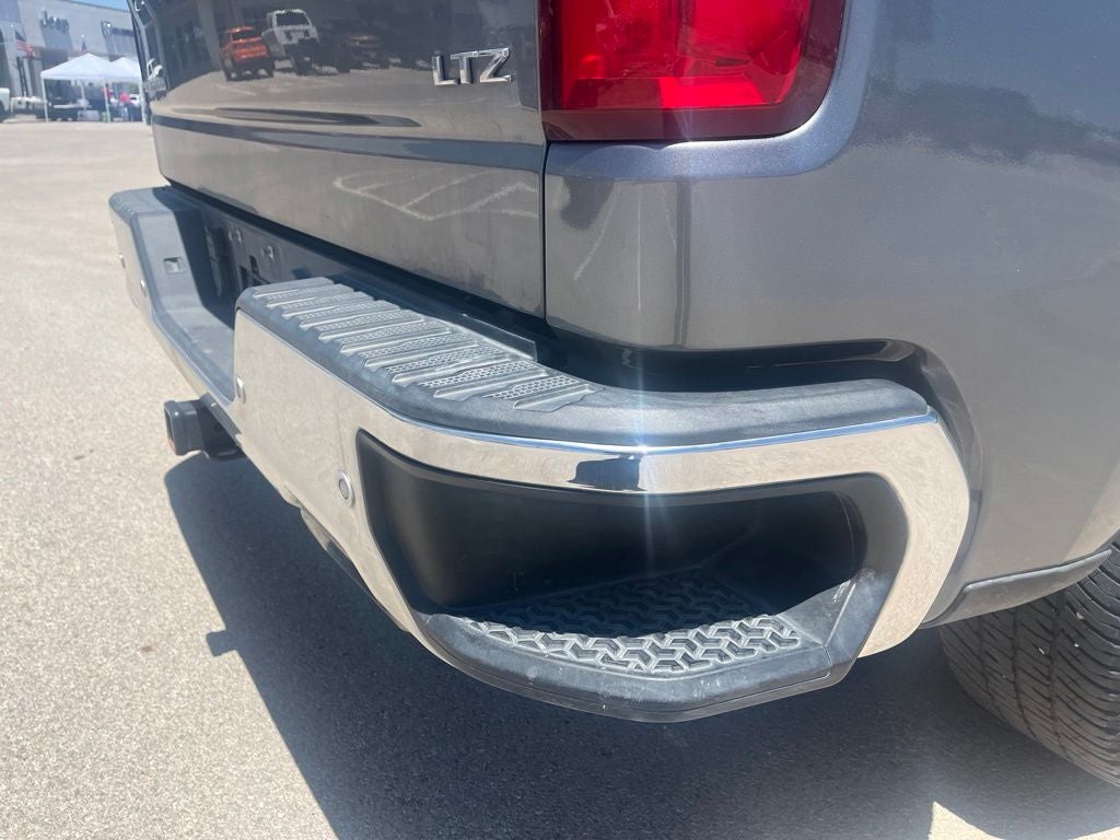 2021 Chevrolet Silverado 1500 4WD Crew Cab Short Bed LTZ