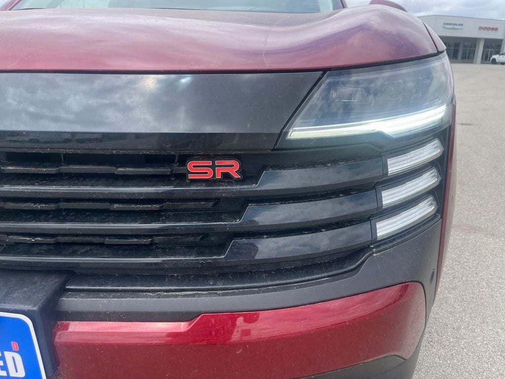 2025 Nissan Kicks SR
