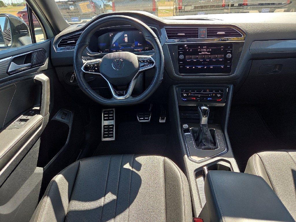 2024 Volkswagen Tiguan 2.0T SE R-Line Black