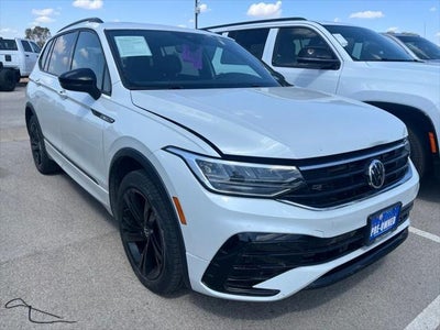 2024 Volkswagen Tiguan 2.0T SE R-Line Black