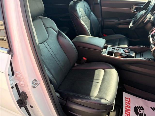 2022 Kia Sorento Hybrid EX