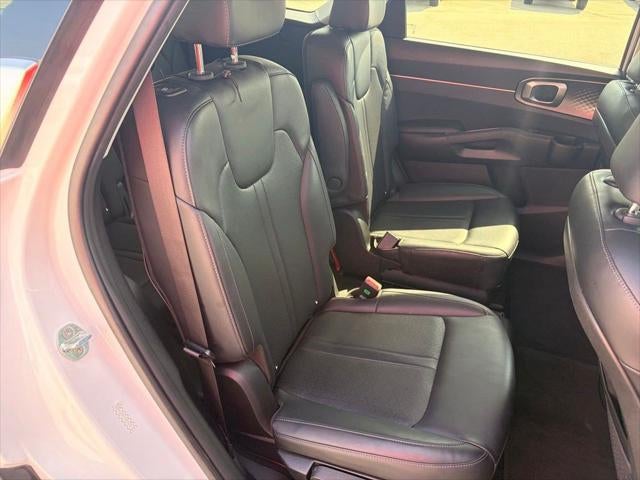 2022 Kia Sorento Hybrid EX