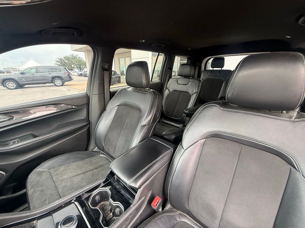 2022 Jeep Grand Cherokee L Altitude 4x4