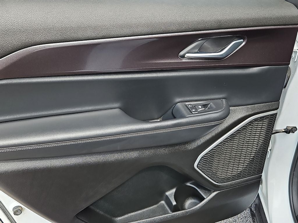 2022 Jeep Grand Cherokee L Altitude 4x4