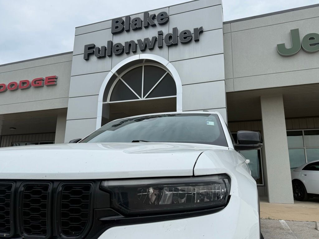 2022 Jeep Grand Cherokee L Altitude 4x4
