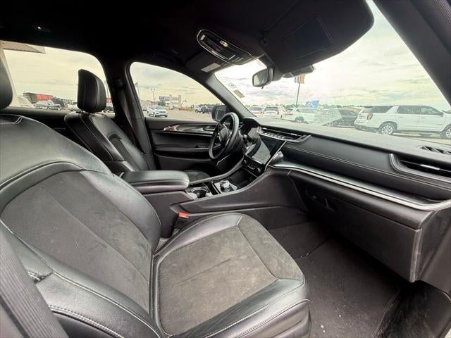 2022 Jeep Grand Cherokee L Altitude 4x4