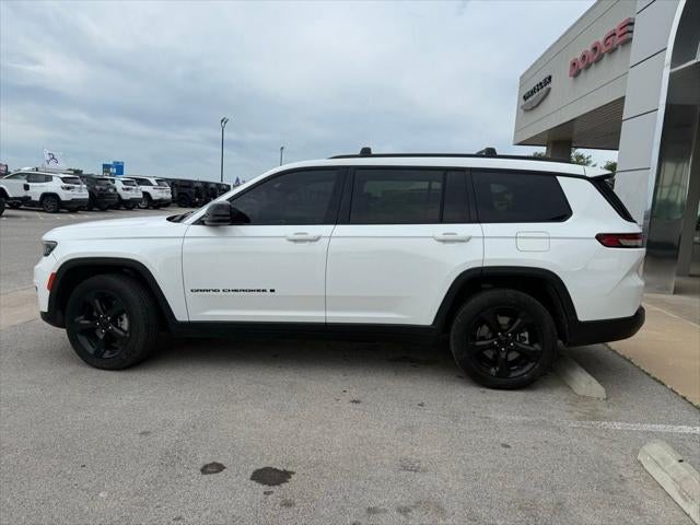 2022 Jeep Grand Cherokee L Altitude 4x4
