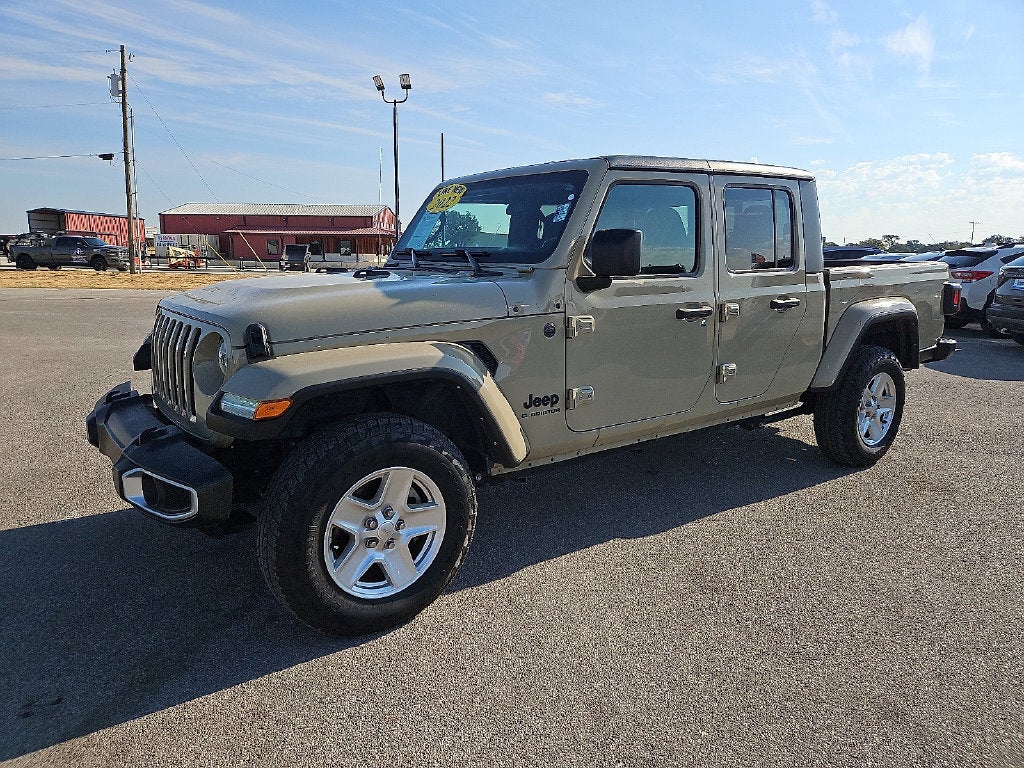 2022 Jeep Gladiator Sport S 4x4