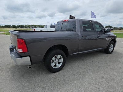 2019 RAM 1500 Classic SLT Crew Cab 4x2 6'4' Box