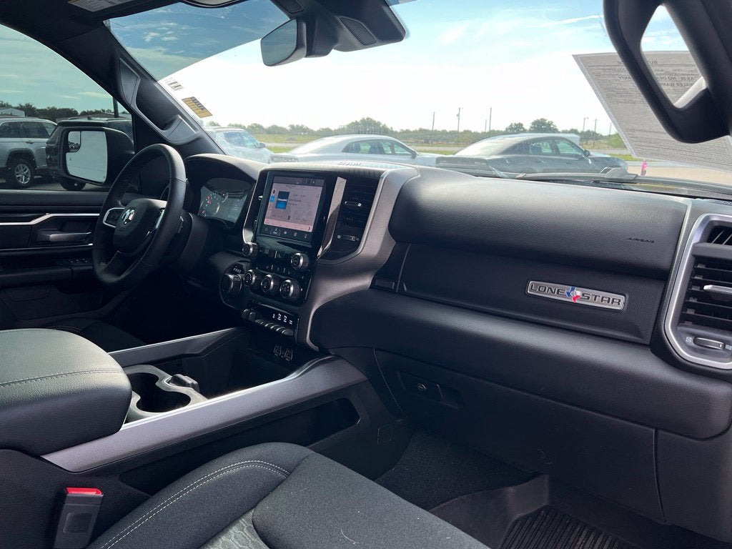2025 RAM 1500 Lone Star Crew Cab 4x2 5'7' Box