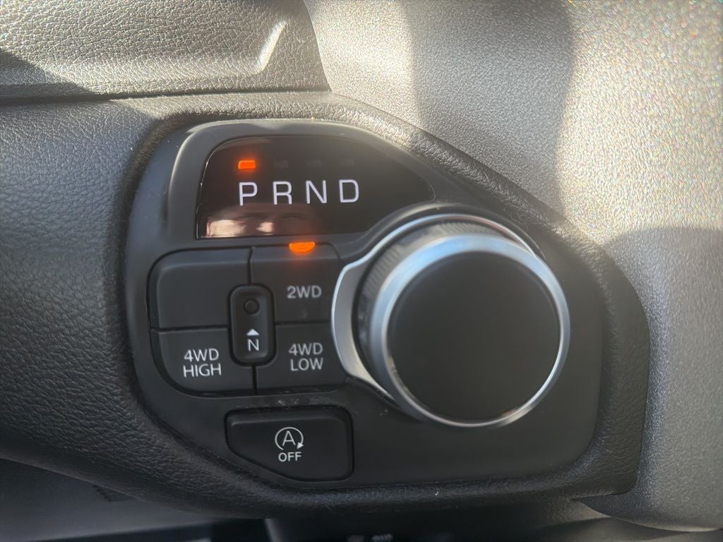 2025 RAM 1500 Tradesman Quad Cab 4x4 6'4' Box