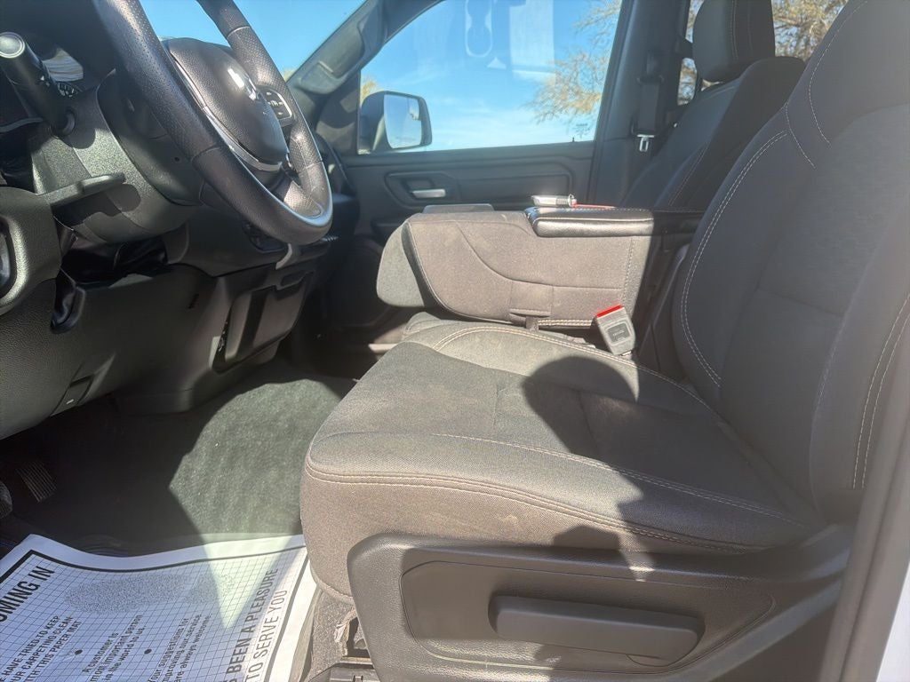 2025 RAM 1500 Tradesman Quad Cab 4x4 6'4' Box