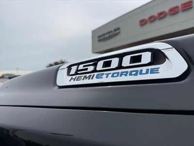 2022 RAM 1500 Lone Star Crew Cab 4x4 5'7' Box