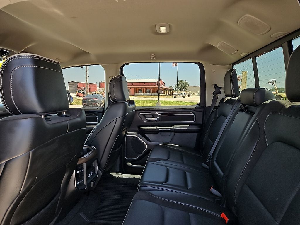 2022 RAM 1500 Laramie Crew Cab 4x4 5'7' Box