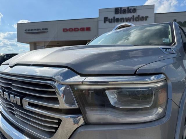 2022 RAM 1500 Laramie Crew Cab 4x4 5'7' Box