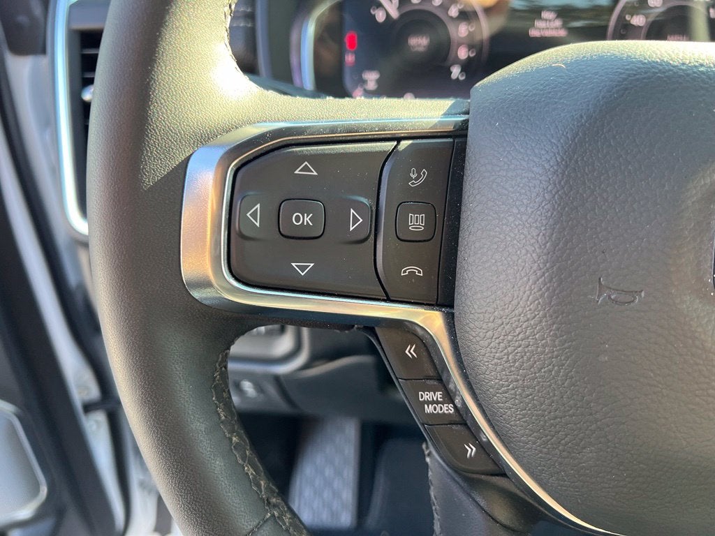 2026 RAM 1500 Laramie Crew Cab 4x4 5'7' Box