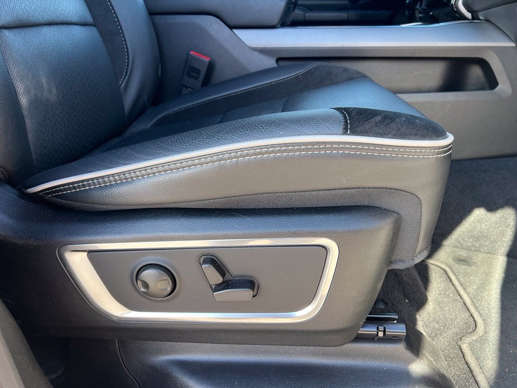 2026 RAM 1500 Laramie Crew Cab 4x4 5'7' Box