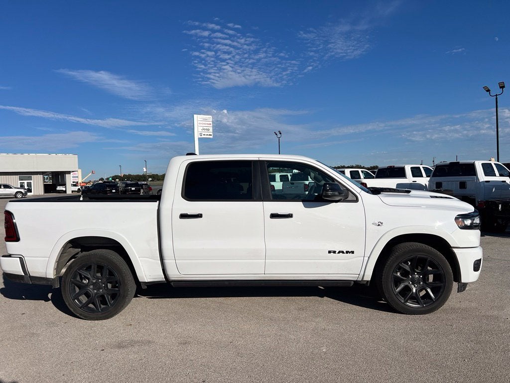 2026 RAM 1500 Laramie Crew Cab 4x4 5'7' Box