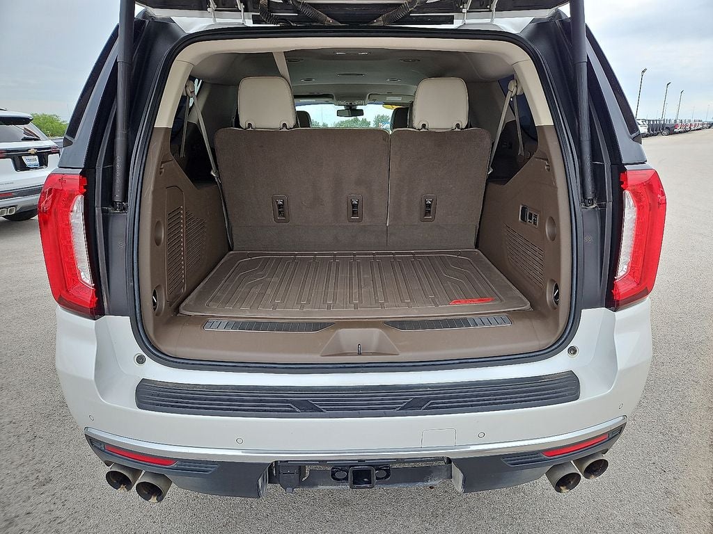 2021 GMC Yukon XL 4WD Denali