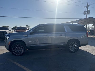 2025 GMC Yukon XL 4WD Denali Ultimate