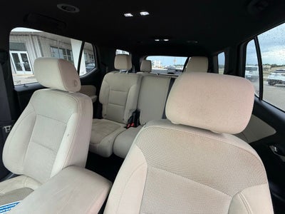 2023 Chevrolet Traverse FWD LS
