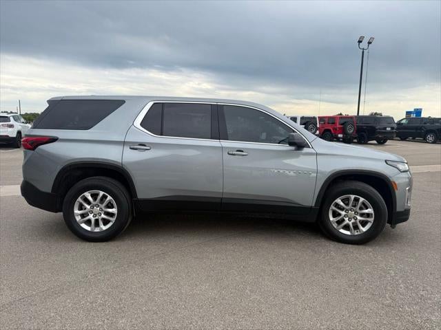 2023 Chevrolet Traverse FWD LS