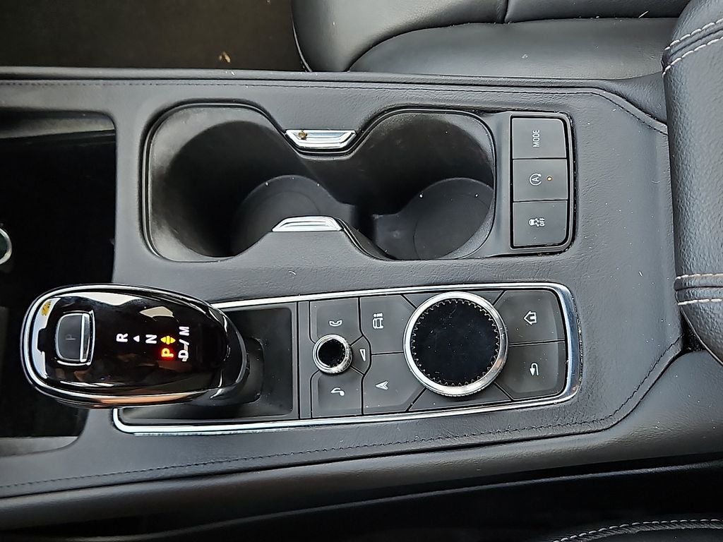 2024 Cadillac XT4 AWD Premium Luxury
