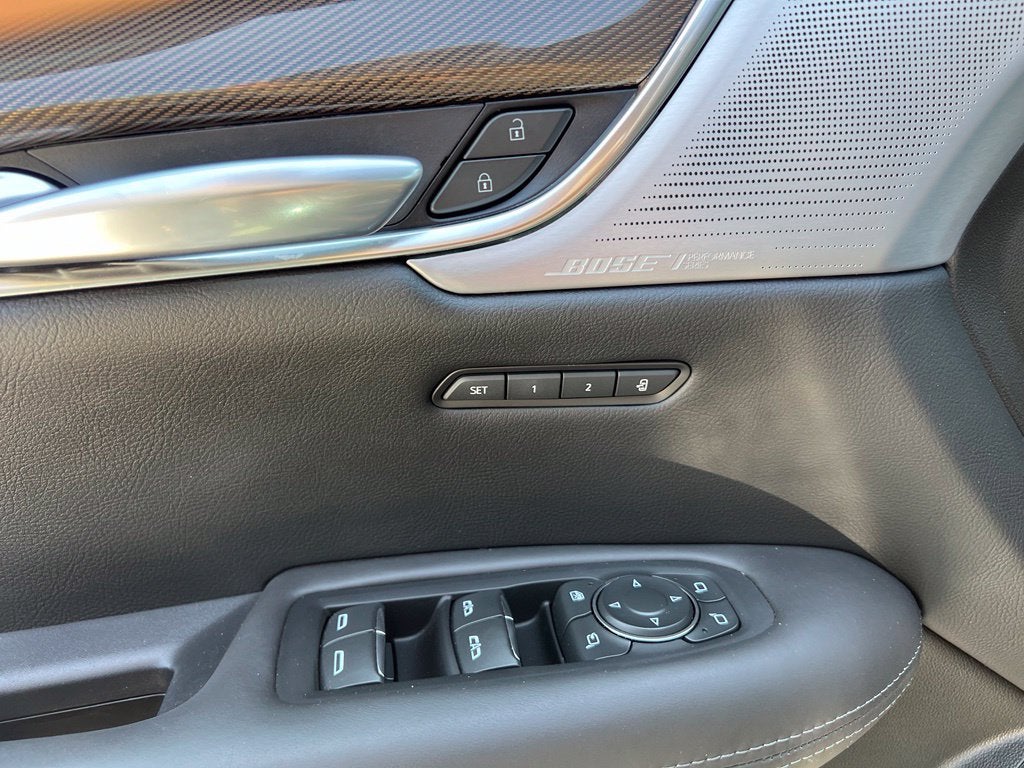 2024 Cadillac XT5 AWD Sport