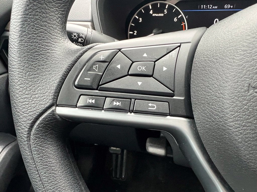 2025 Nissan Altima SV FWD