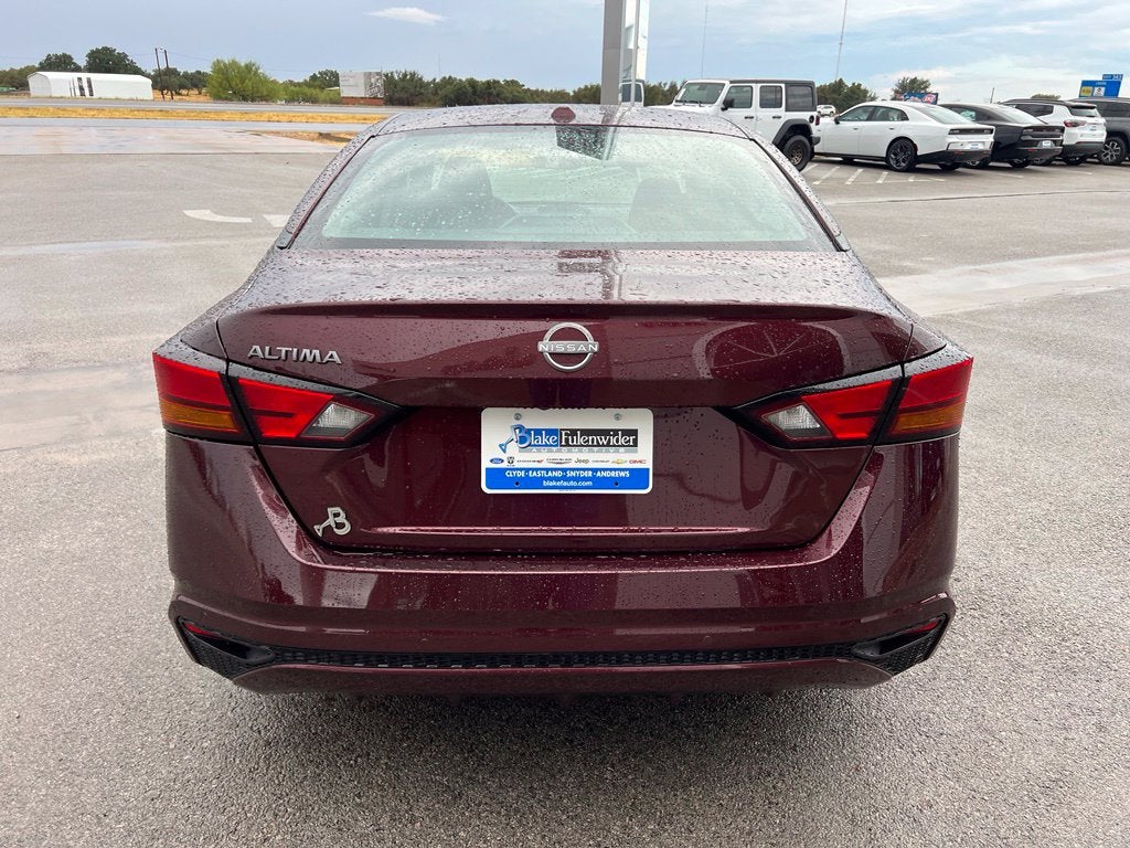 2025 Nissan Altima SV FWD