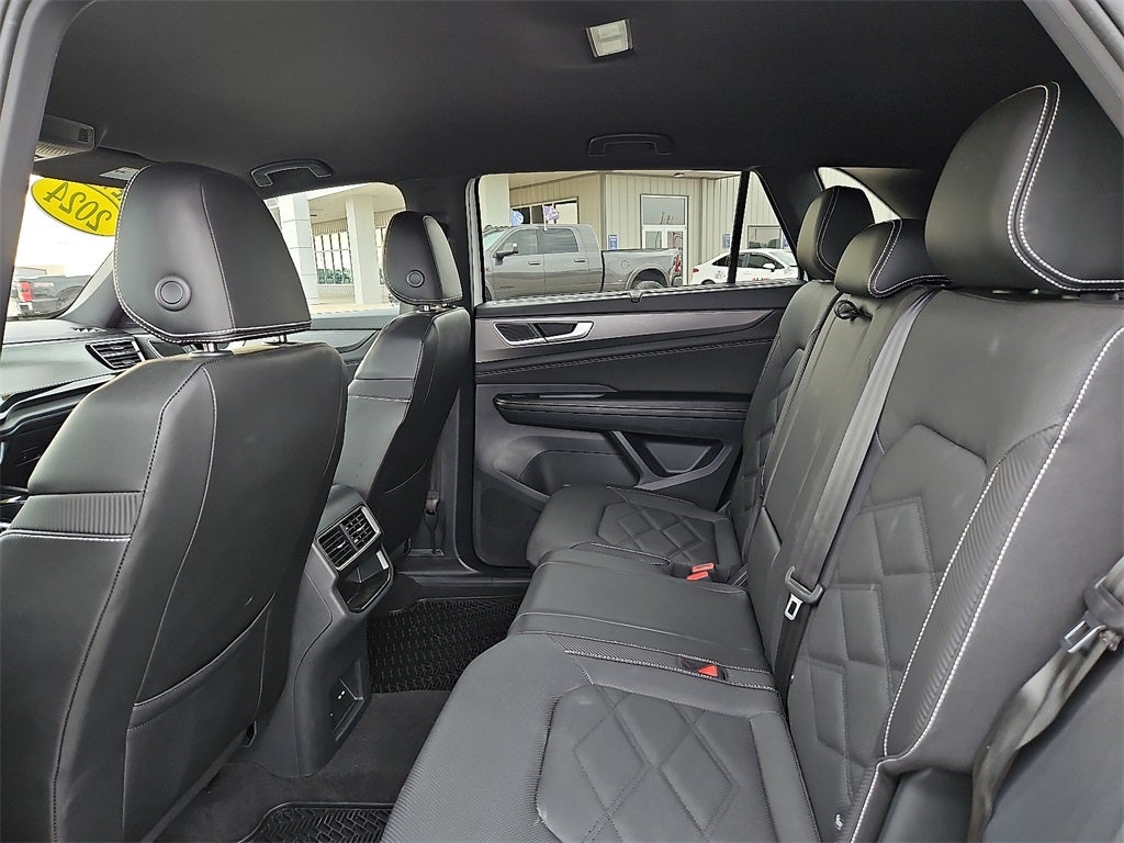 2024 Volkswagen Atlas Cross Sport 2.0T SE w/Technology