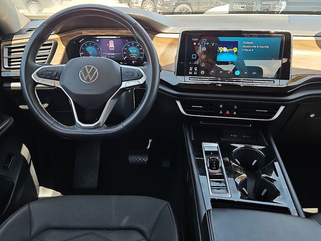 2024 Volkswagen Atlas 2.0T SE w/Technology