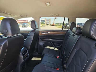 2024 Volkswagen Atlas 2.0T SE w/Technology