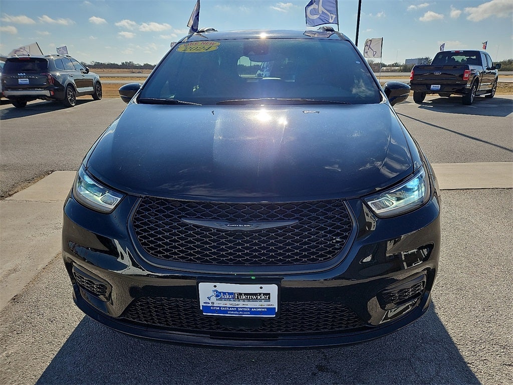 2024 Chrysler Pacifica Limited S Appearance