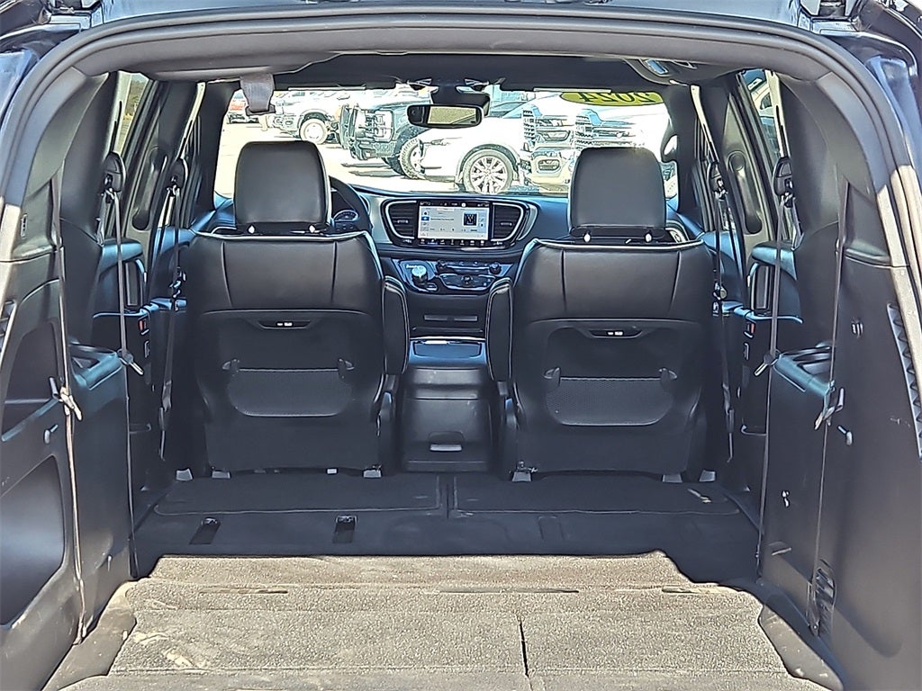 2024 Chrysler Pacifica Limited S Appearance