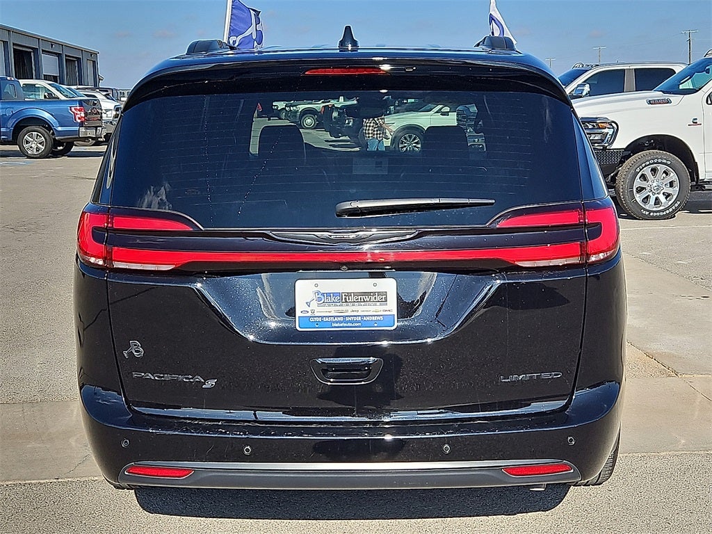 2024 Chrysler Pacifica Limited S Appearance