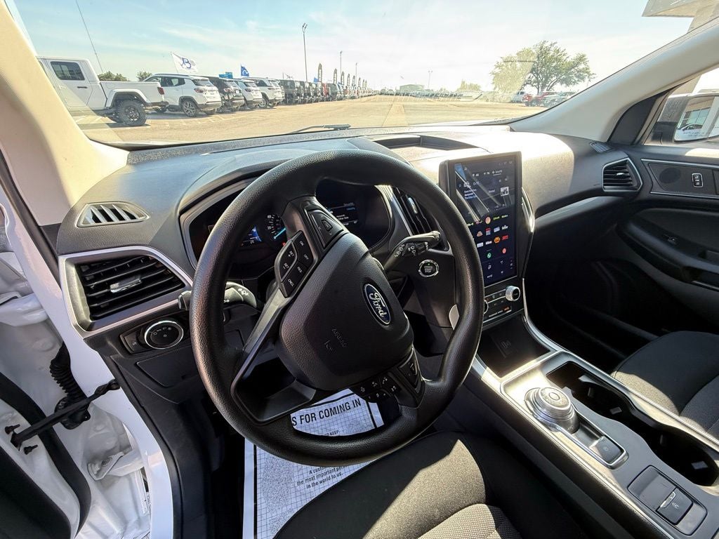 2024 Ford Edge SE
