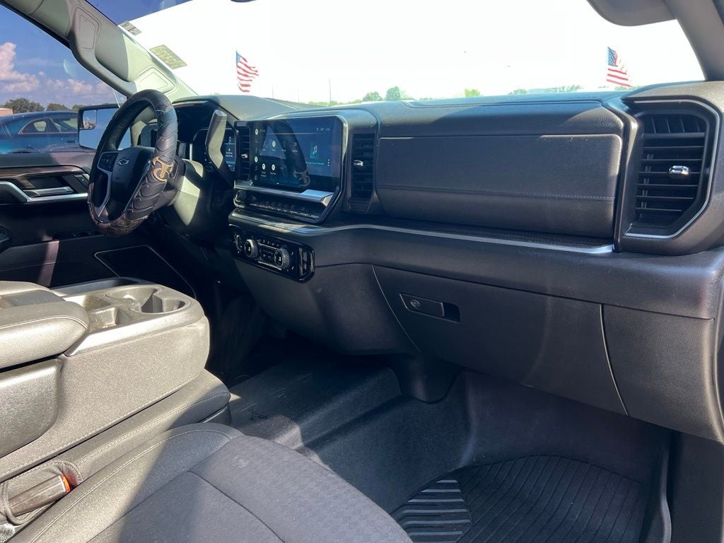 2022 Chevrolet Silverado 1500 4WD Crew Cab Short Bed RST