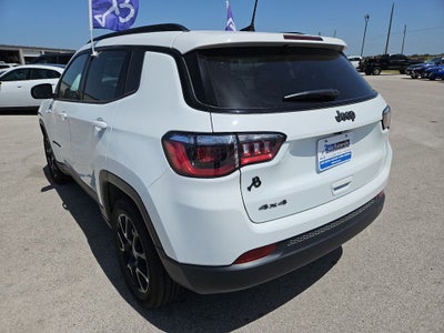 2026 Jeep Compass Latitude Altitude