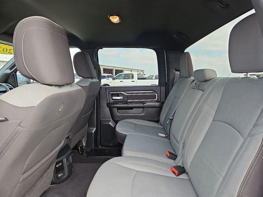 2024 RAM 3500 Big Horn Crew Cab 4x4 8' Box