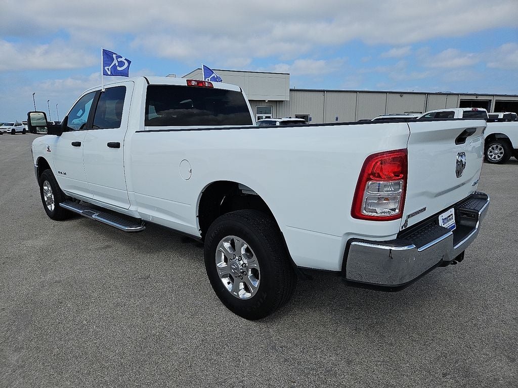 2024 RAM 3500 Big Horn Crew Cab 4x4 8' Box