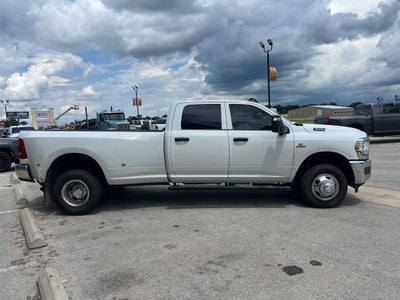 2024 RAM 3500 Tradesman Crew Cab 4x4 8' Box
