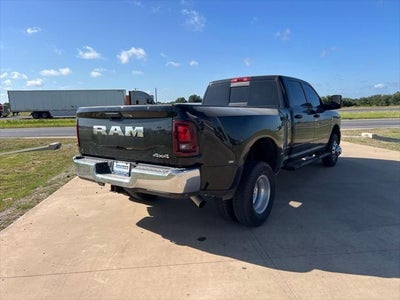 2025 RAM 3500 Tradesman Crew Cab 4x4 8' Box
