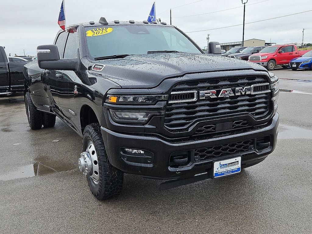 2025 RAM 3500 Big Horn Crew Cab 4x4 8' Box