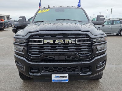 2025 RAM 3500 Big Horn Crew Cab 4x4 8' Box