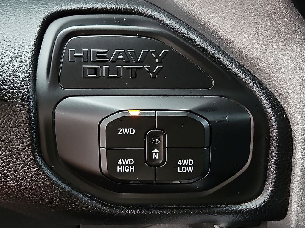2025 RAM 3500 Big Horn Crew Cab 4x4 8' Box