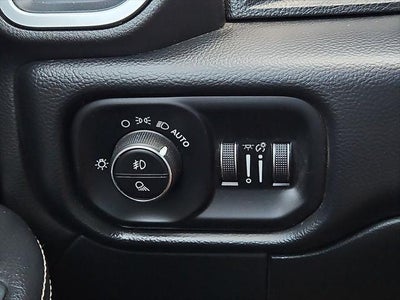 2020 RAM 3500 Lone Star Crew Cab 4x4 8' Box