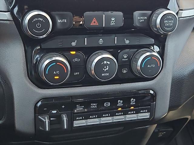 2020 RAM 3500 Lone Star Crew Cab 4x4 8' Box
